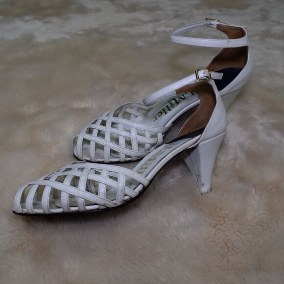 I. Miller Vintage White Leather Cage Pumps Sz 8.5 Ankle Strap Heels Chic - Picture 7 of 14